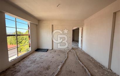 BAŞİSKELE SATILIK GENİŞ 1+1 ARAKAT ASANSÖRLÜ DAİRE
