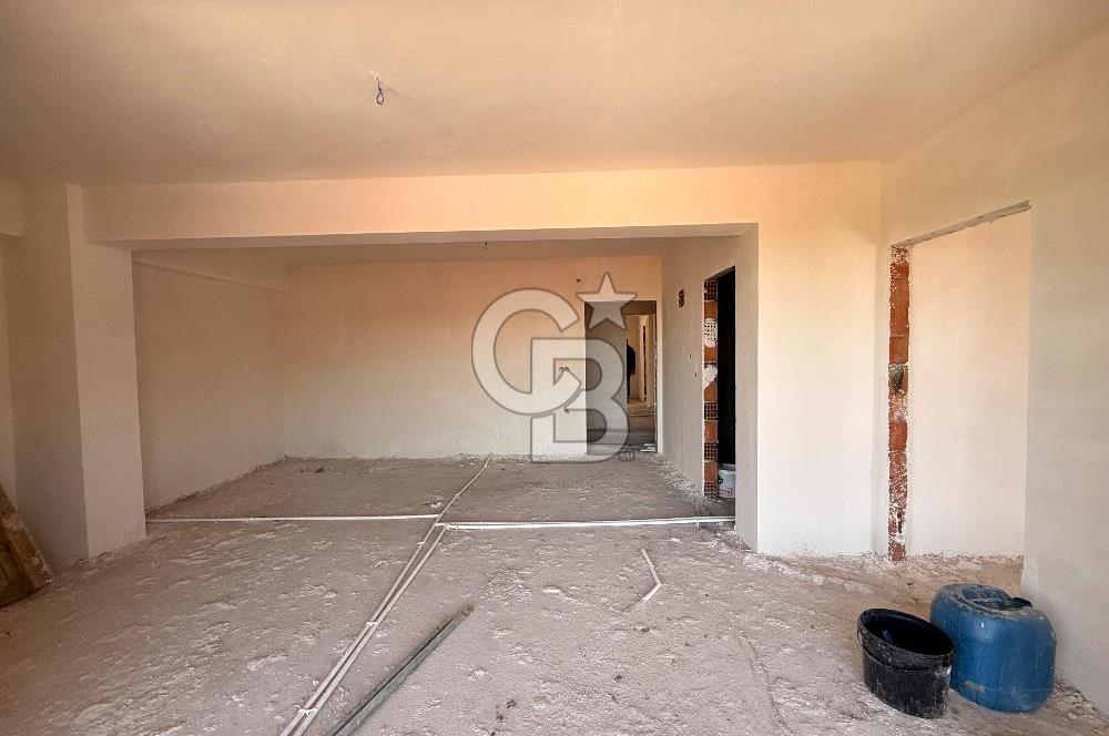 BAŞİSKELE SATILIK GENİŞ 1+1 ARAKAT ASANSÖRLÜ DAİRE