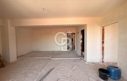 BAŞİSKELE SATILIK GENİŞ 1+1 ARAKAT ASANSÖRLÜ DAİRE