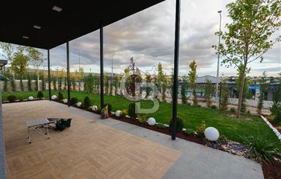MOGAN MANZARALI LUNA SİTESİ 5+1 240 m2 PEYZAJLI SATILIK VİLLA