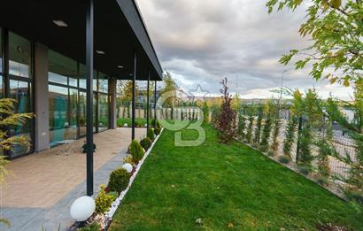 MOGAN MANZARALI LUNA SİTESİ 5+1 240 m2 PEYZAJLI SATILIK VİLLA