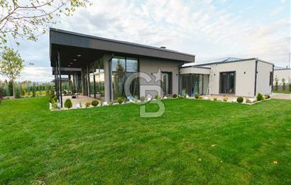 MOGAN MANZARALI LUNA SİTESİ 5+1 240 m2 PEYZAJLI SATILIK VİLLA