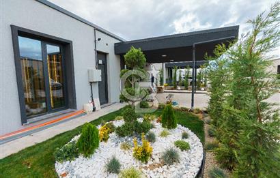 MOGAN MANZARALI LUNA SİTESİ 5+1 240 m2 PEYZAJLI SATILIK VİLLA
