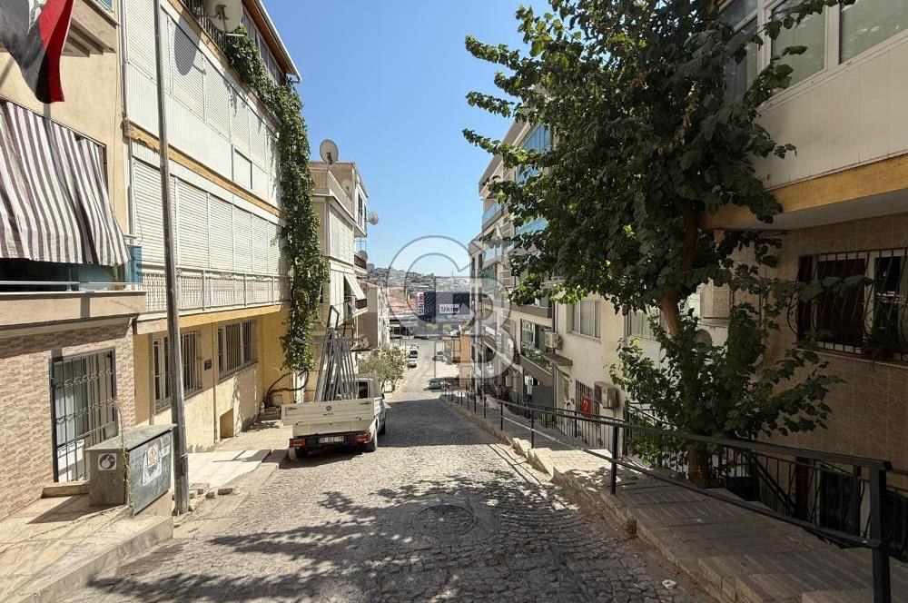 İZMİR ÇİĞLİ K.ÇİĞLİ DE SATILIK 2+1 DAİRE