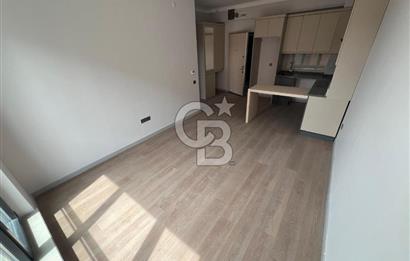 GÖLBAŞI KARŞIYAKADA GÖLESIFIR 1+1 2.KAT İSKANLI CADDEÜZERİ DAİRE