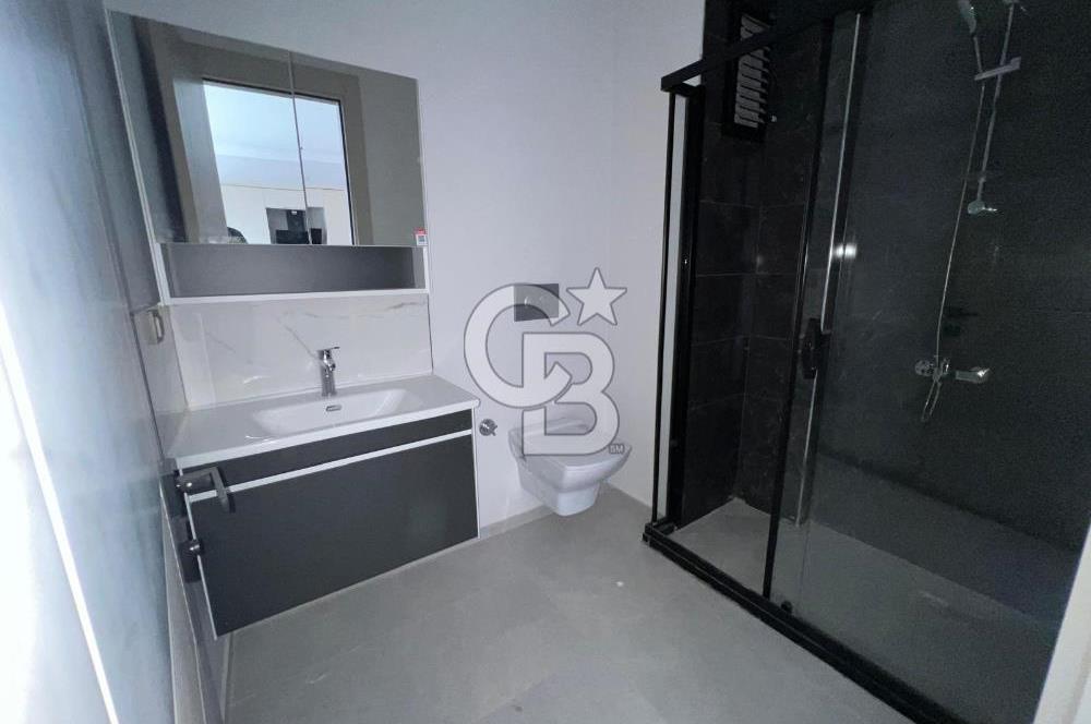 GÖLBAŞI KARŞIYAKADA GÖLESIFIR 1+1 2.KAT İSKANLI CADDEÜZERİ DAİRE