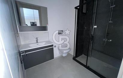 GÖLBAŞI KARŞIYAKADA GÖLESIFIR 1+1 2.KAT İSKANLI CADDEÜZERİ DAİRE