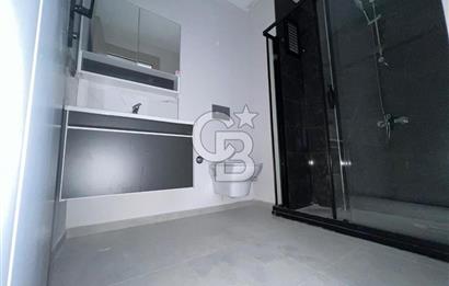 GÖLBAŞI KARŞIYAKADA GÖLESIFIR 1+1 2.KAT İSKANLI CADDEÜZERİ DAİRE