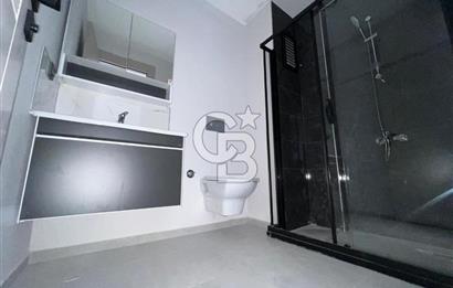 GÖLBAŞI KARŞIYAKADA GÖLESIFIR 1+1 2.KAT İSKANLI CADDEÜZERİ DAİRE