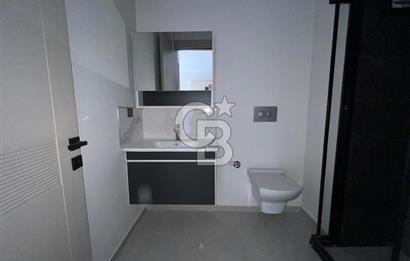 GÖLBAŞI KARŞIYAKADA GÖLESIFIR 1+1 2.KAT İSKANLI CADDEÜZERİ DAİRE