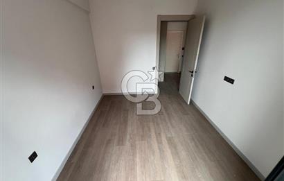 GÖLBAŞI KARŞIYAKADA GÖLESIFIR 1+1 2.KAT İSKANLI CADDEÜZERİ DAİRE