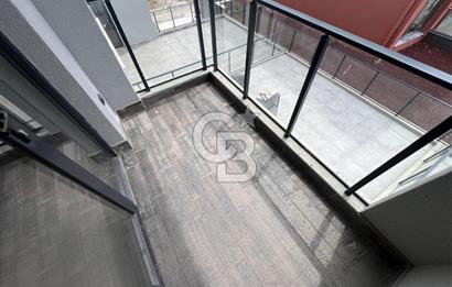 GÖLBAŞI KARŞIYAKADA GÖLESIFIR 1+1 2.KAT İSKANLI CADDEÜZERİ DAİRE