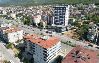 Bağbaşı Mah. Antalya Asfaltı Üzerinde Satılık 4+1 220 m2 Daire