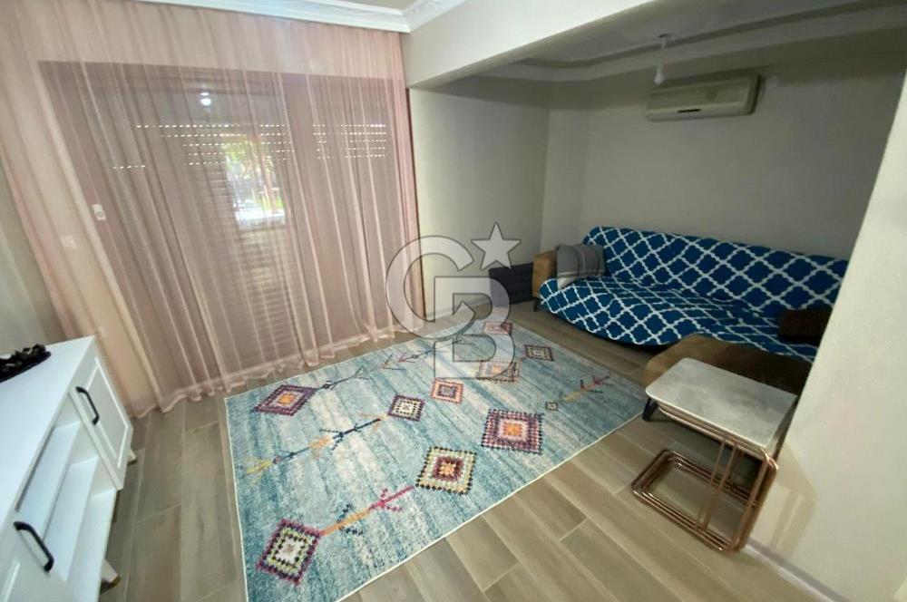 Ayvalık Altınova da Tamamen Yenilenmiş Tripleks Köşe Villa