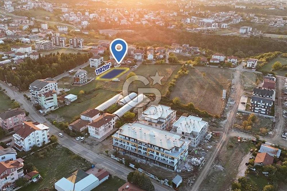 BAŞİSKELE FATİH MAHALLESİ 1102 MT2 RUHSATI ALINMIŞ SATILIK ARSA