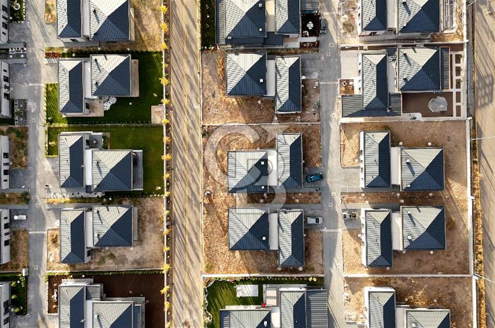 MOGAN MANZARALI LUNA SİTESİ 5+1 240 m2 PEYZAJLI SATILIK VİLLA