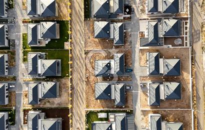 MOGAN MANZARALI LUNA SİTESİ 5+1 240 m2 PEYZAJLI SATILIK VİLLA