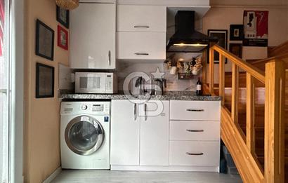KADIKÖY,MODA,BAHARİYE CD. 3 DK. TERASLI 1,5+1 ÇATI DUBLEKS DAİRE