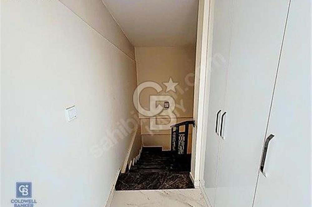 Karşıyaka Şemikler Ordu Bulv. 4+2 Kiralık Dubleks Daire 