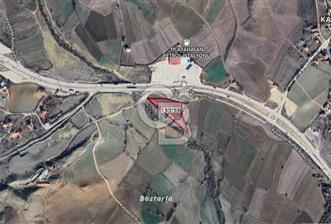 ELMADAĞ KAYADİBİ MAHALLESİNDE KIRIKKALE YOLUNA SIFIR ARAZİ