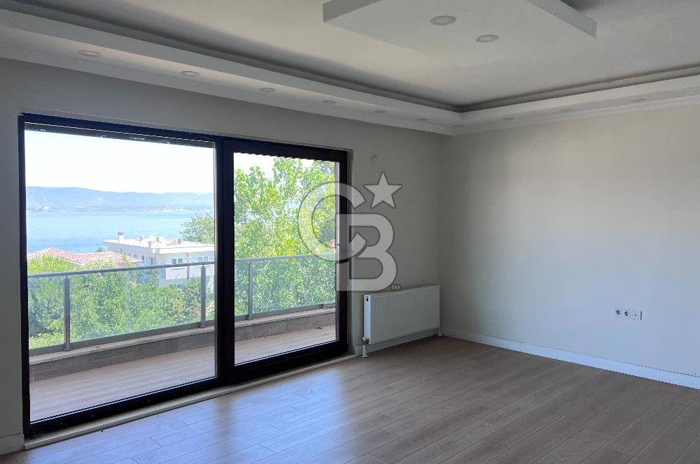 KARAMÜRSEL EREĞLİ HARİKA DENİZ MANZARALI SATILIK TRİBLEKS DAİRE