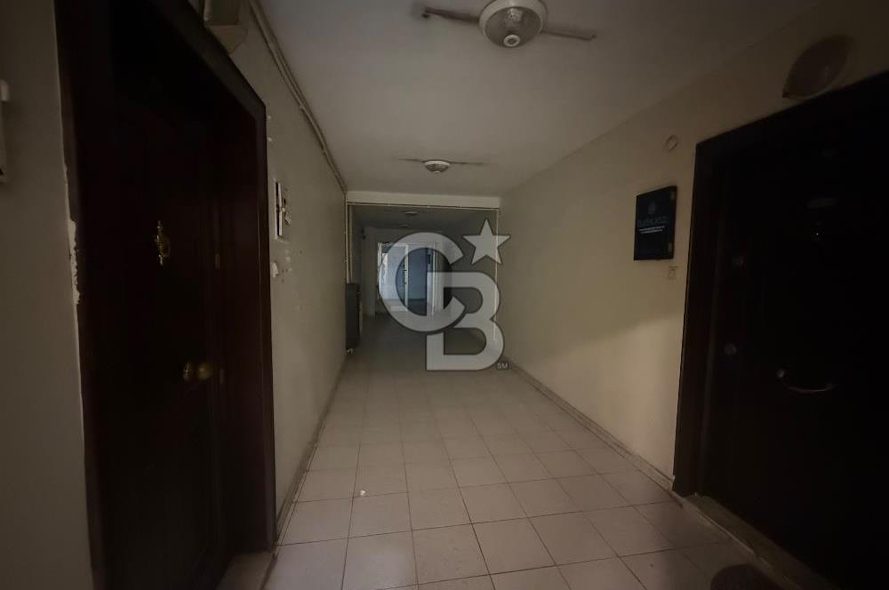 KOCAELİ İZMİT KÖRFEZ MAHALLESİ'NDE MERKEZİ KONUMDA SATILIK OFİS