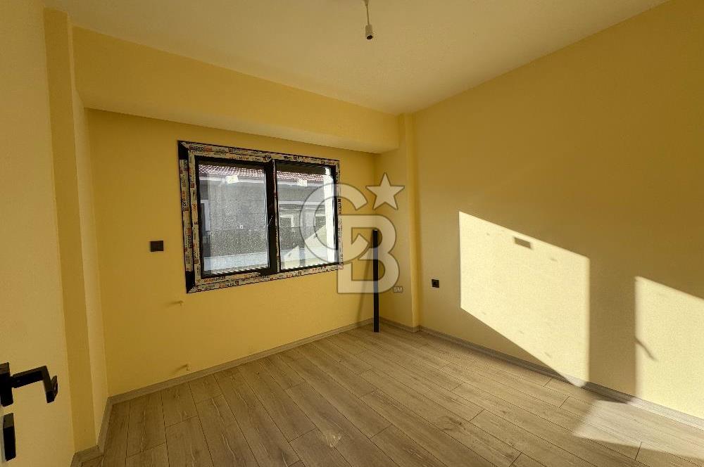 Çandarlı denize ve merkeze yakın 2 + 1