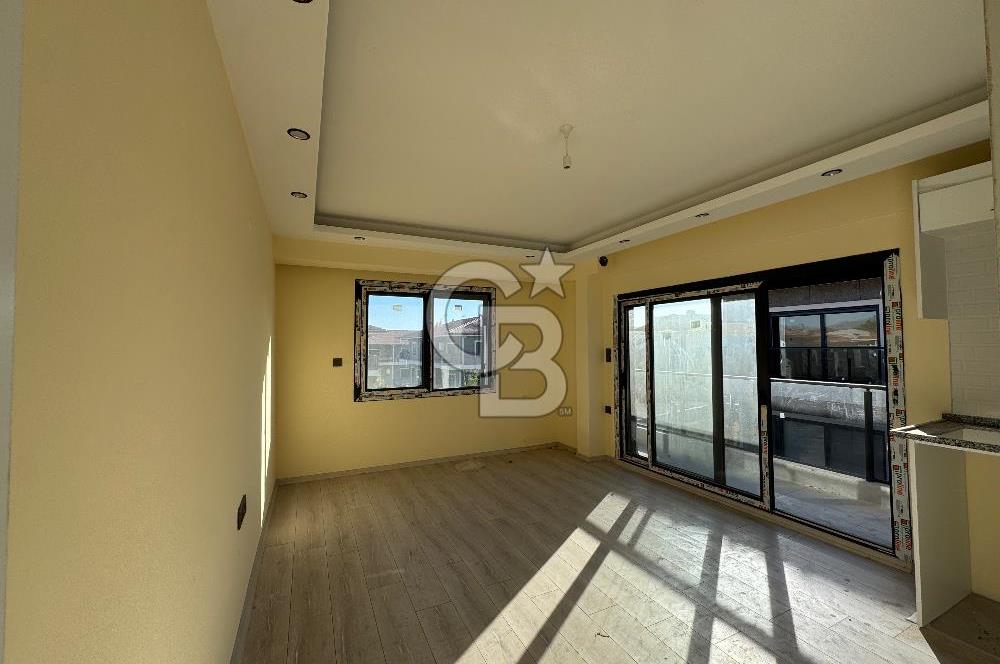 Çandarlı denize ve merkeze yakın 2 + 1