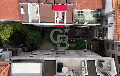 KADIKÖY,MODA,BAHARİYE CD. 3 DK. TERASLI 1,5+1 ÇATI DUBLEKS DAİRE