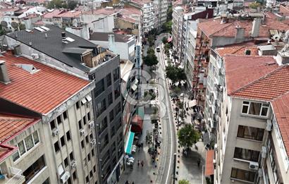 KADIKÖY,MODA,BAHARİYE CD. 3 DK. TERASLI 1,5+1 ÇATI DUBLEKS DAİRE