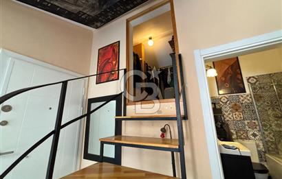 KADIKÖY,MODA,BAHARİYE CD. 3 DK. TERASLI 1,5+1 ÇATI DUBLEKS DAİRE