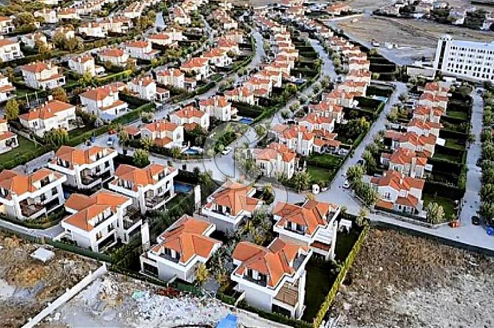 NEO GÖLPARK'TA SATILIK ÖZEL YAPIM ULTRALÜX VİLLA