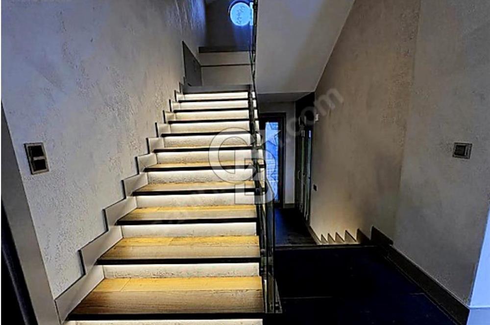 NEO GÖLPARK'TA SATILIK ÖZEL YAPIM ULTRALÜX VİLLA