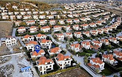 NEO GÖLPARK'TA SATILIK ÖZEL YAPIM ULTRALÜX VİLLA