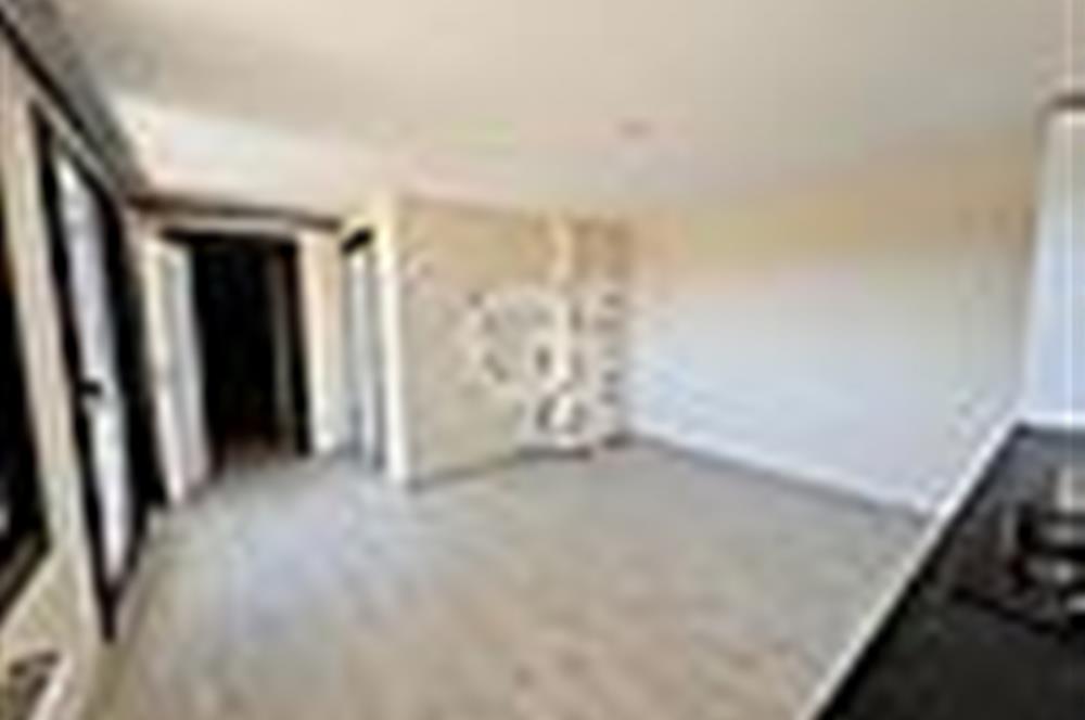 Karşıyaka Şemikler Ordu Bulv. 4+2 Kiralık Dubleks Daire 