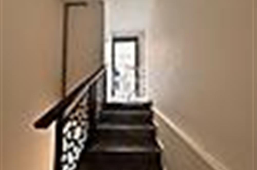 Karşıyaka Şemikler Ordu Bulv. 4+2 Kiralık Dubleks Daire 