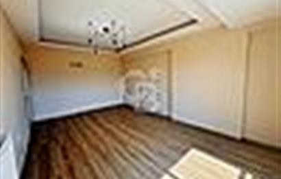 Karşıyaka Şemikler Ordu Bulv. 4+2 Kiralık Dubleks Daire 