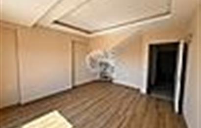 Karşıyaka Şemikler Ordu Bulv. 4+2 Kiralık Dubleks Daire 