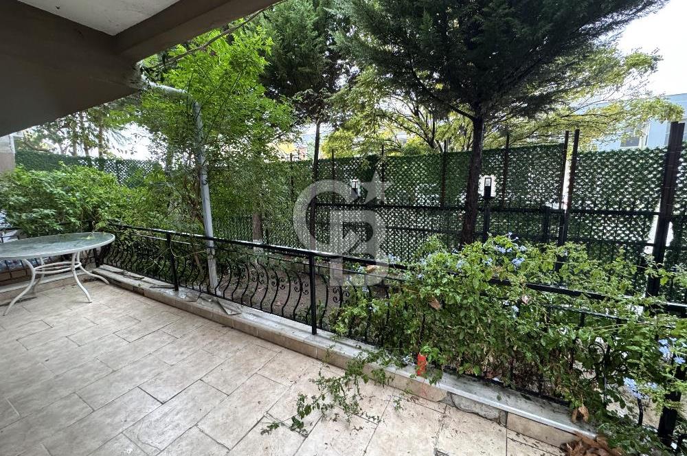 BEYAZEVLER’DE SATILIK 6+2 TRİPLEKS KÖŞE VİLLA