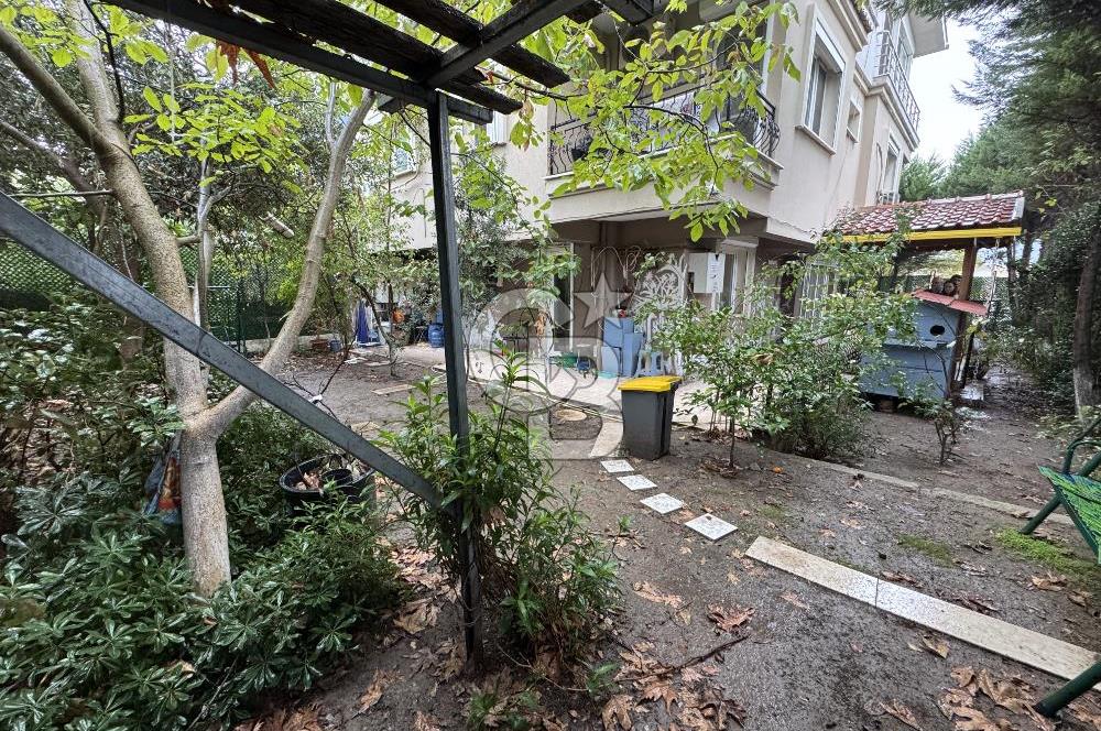BEYAZEVLER’DE SATILIK 6+2 TRİPLEKS KÖŞE VİLLA