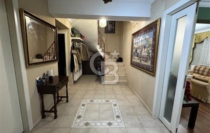 BEYAZEVLER’DE SATILIK 6+2 TRİPLEKS KÖŞE VİLLA