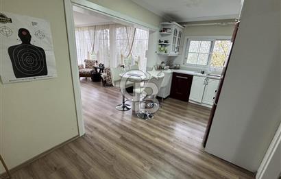 BEYAZEVLER’DE SATILIK 6+2 TRİPLEKS KÖŞE VİLLA