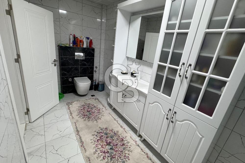 BEYAZEVLER’DE SATILIK 6+2 TRİPLEKS KÖŞE VİLLA