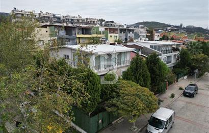 BEYAZEVLER’DE SATILIK 6+2 TRİPLEKS KÖŞE VİLLA