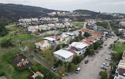 BEYAZEVLER’DE SATILIK 6+2 TRİPLEKS KÖŞE VİLLA