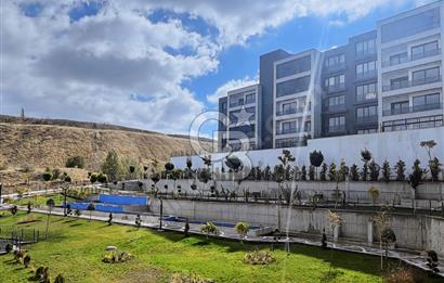 ALACAATLI'DA YATAY MİMARİ YENİ, GENİŞ, LÜKS SATILIK 4+1 DAİRE.