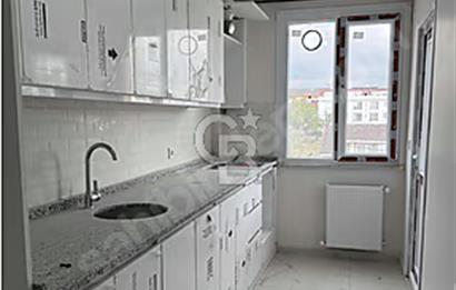 TAŞOLUKTA SIFIR ARA KAT 2+1 DAİRE CADDE CEPHELİ,