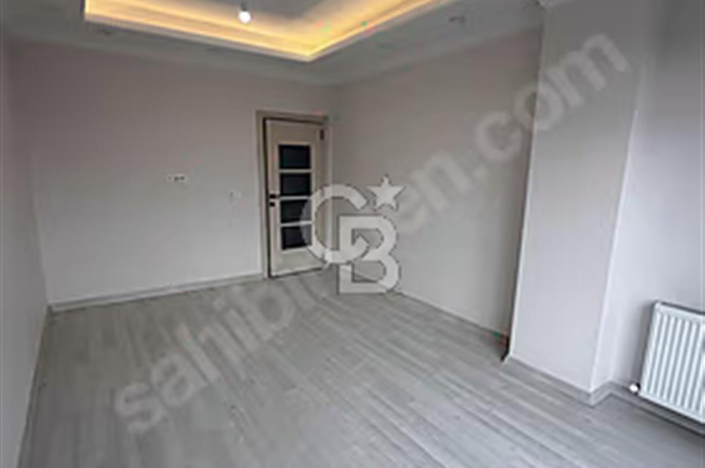 TAŞOLUKTA SIFIR ARA KAT 2+1 DAİRE CADDE CEPHELİ,