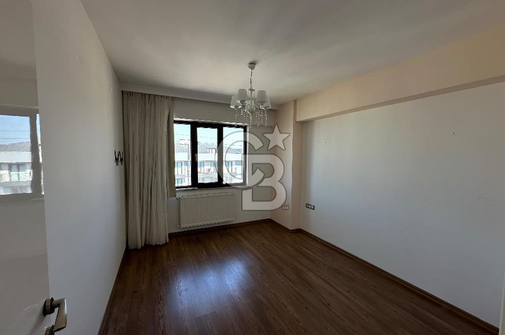 Çanakkale Mavi Yeşil sitesinde Geniş 5+1 Satılık Daire