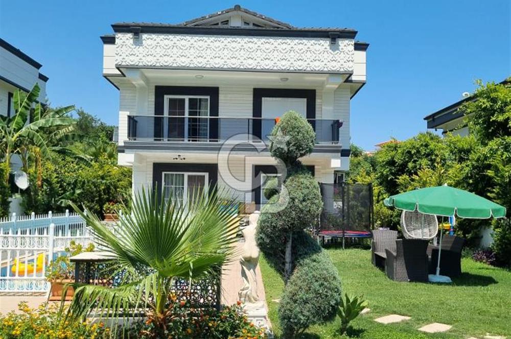 KEMER GÖYNÜK DOĞAYLA İÇİÇE ÖZEL HAVUZLU 4+1 VİLLA
